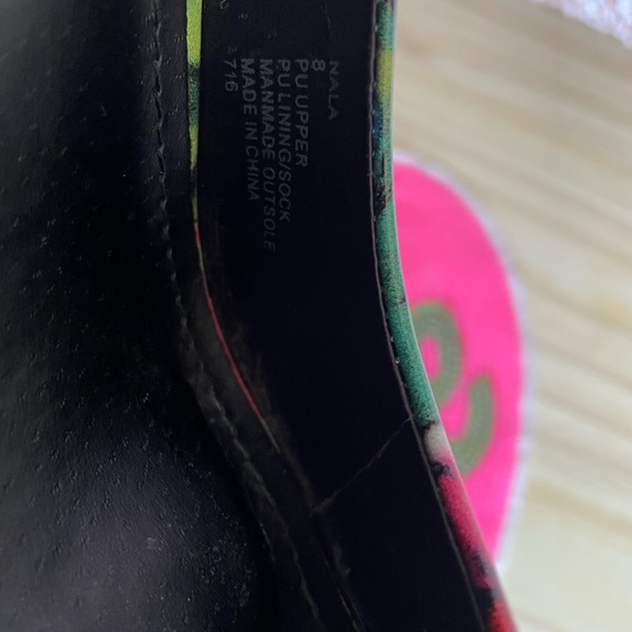 STEVE MADDEN NALA FLORAL PLATFORM PUMP Sz 8 - Picture 8 of 11